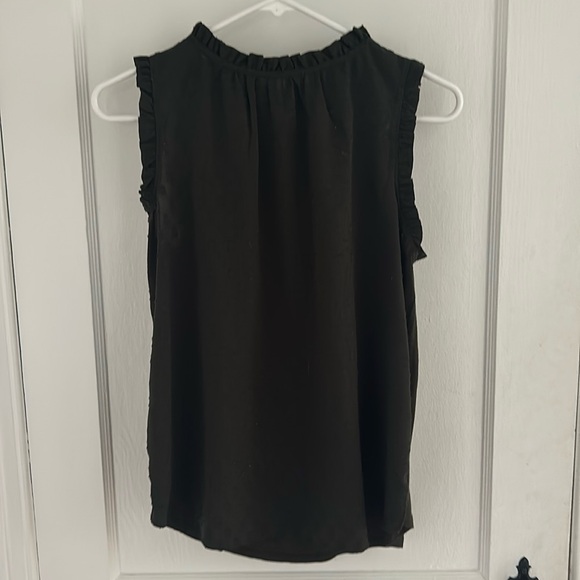 LOFT sleeveless blouse - Picture 1 of 6